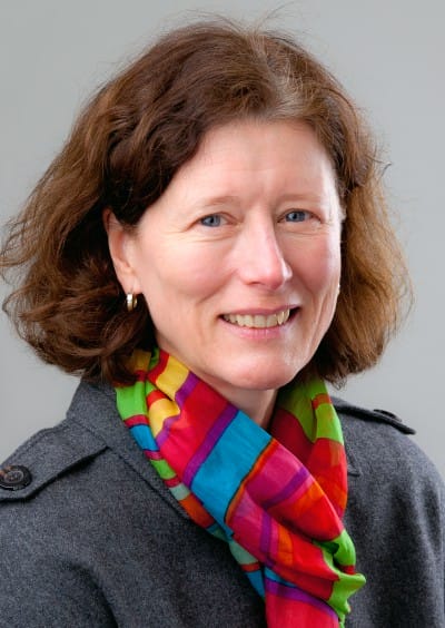 Porträt der Autorin Prof. Dr. Kirsten R. Müller-Vahl, Fachärztin für Neurologie & Psychiatrie