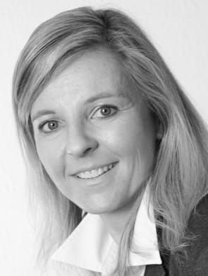 Porträt der Autorin Dr. Stephanie Baas, Fachärztin für Kinderheilkunde und Jugendmedizin