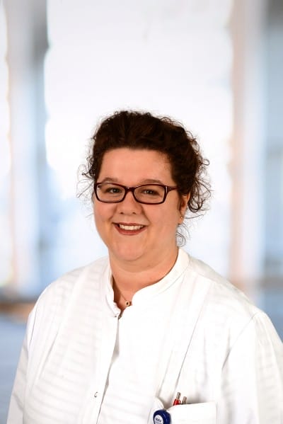 Porträt der Autorin Dr. med. Stefanie Nöpel-Dünnebacke, Abteilung für Hämatologie, Onkologie und Palliativmedizin