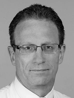 Porträt des Autors Prof. Dr. med. Dr. h.c. Axel Heidenreich, Direktor der Klinik für Urologie der Universität zu Köln