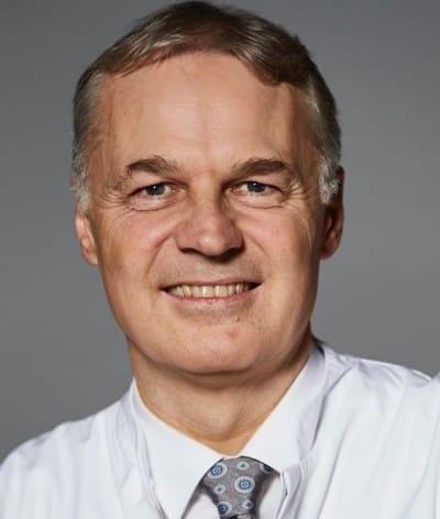 Porträt des Autors Prof. Dr. med. Andreas Scheider, ärztlicher Direktor der Klinik für Augenheilkunde am evangelischen Krankenhaus Essen Werden.