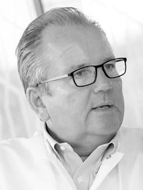 Porträt des Autors Prof. Dr. med. Christian Jackisch, Facharzt für Geburtshilfe und Frauenheilkunde