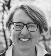 Porträt der Autorin Dr. med. Katja Köhler, Fachärztin für Allgemeinmedizin, Notfallmedizin, Suchtmedizin, Reisemedizin, Schmallenberg